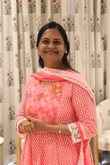 Dr. Lakshmi Newton